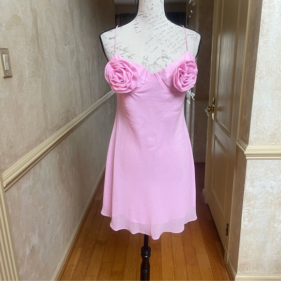 Bardot Pink Rose Details Minidress Sz L BarbieCore, Coquette, ResortWear, Fairy - Picture 4 of 16